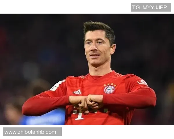 莱万领衔新赛季足球盛宴球迷期待他的精彩表现与传奇时刻